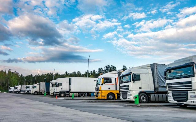 Wynajem samochodów dostawczych dla firm transportowych